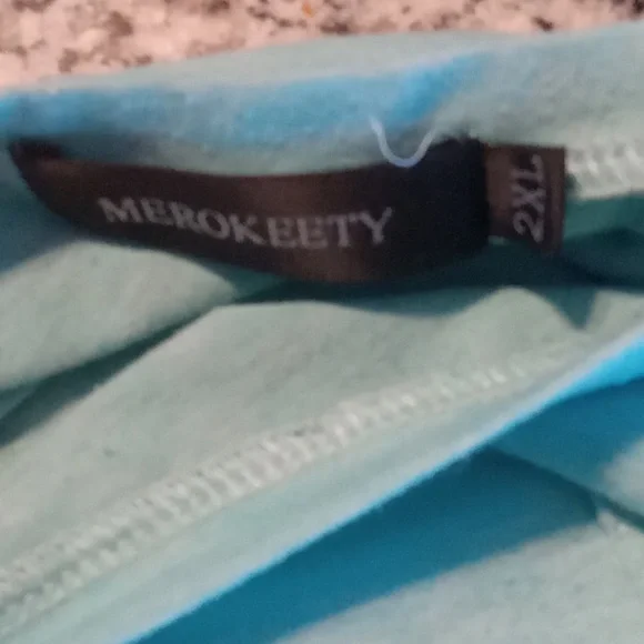 Casual Aqua Short Sleeve Tee - Picture 4 of 5